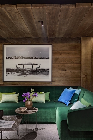 Imagen de los interiores del Hotel de Len. Foto 16