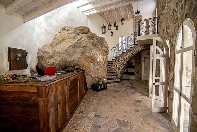 Imagen de los interiores del Hotel de Piedra. Foto 18