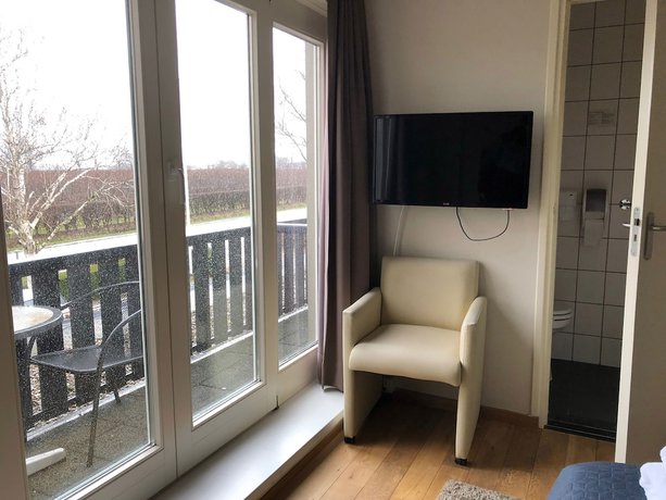 Imagen de la habitación del Hotel de Plank. Foto 10