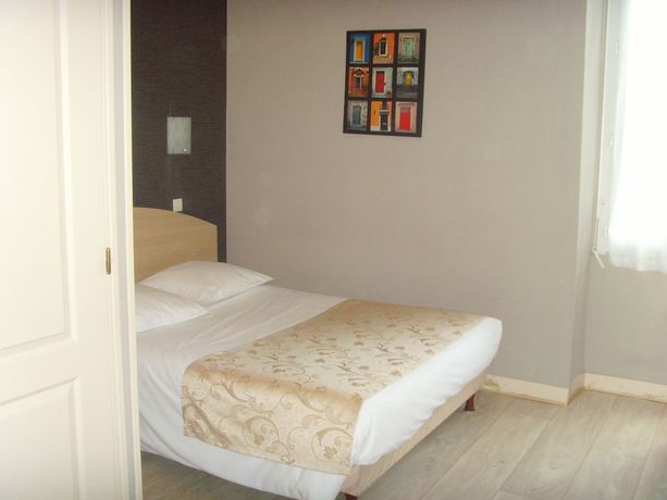 Imagen de la habitación del Hotel de Rennes. Foto 10
