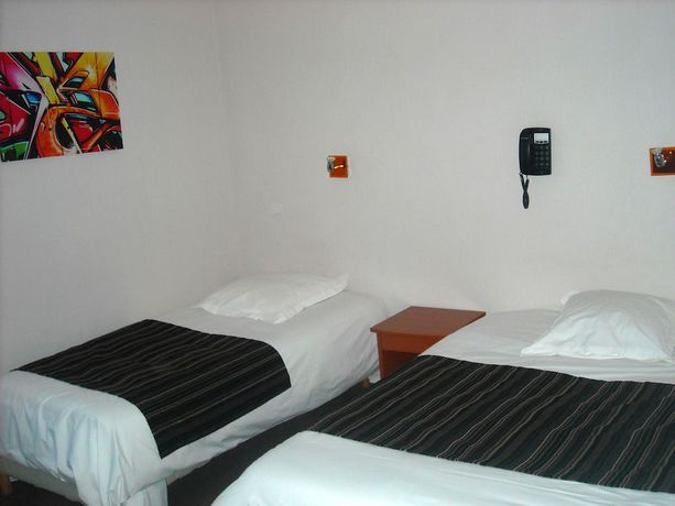 Imagen de la habitación del Hotel de Rennes. Foto 13