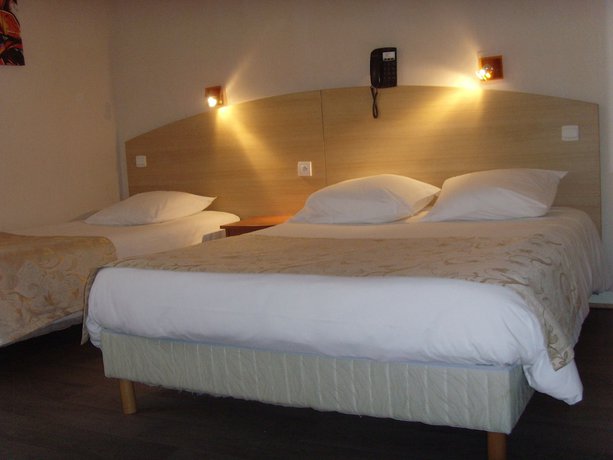 Imagen de la habitación del Hotel de Rennes. Foto 16