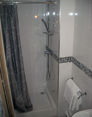 Imagen de la habitación del Hotel de Rennes. Foto 18