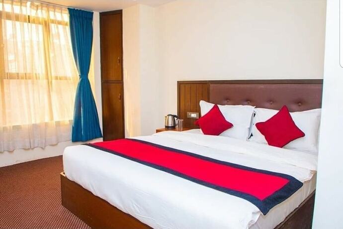 Imagen de la habitación del Hotel de Universal. Foto 16