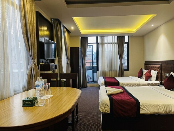 Imagen de la habitación del Hotel de Universal. Foto 20