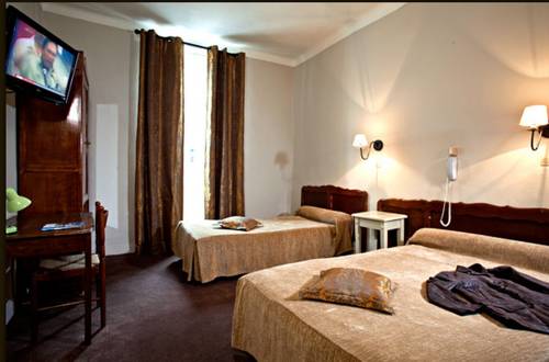 Imagen de la habitación del Hotel de Verdun. Foto 11