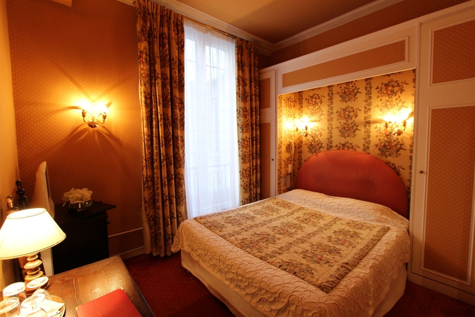 Imagen de la habitación del Hotel de la Bretonnerie. Foto 9