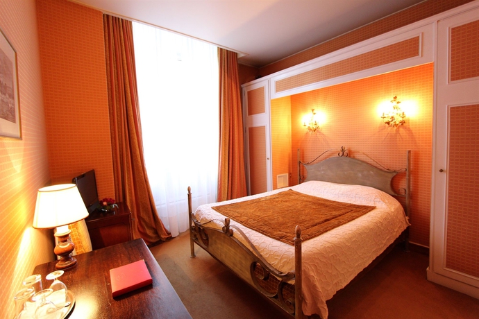 Imagen de la habitación del Hotel de la Bretonnerie. Foto 14