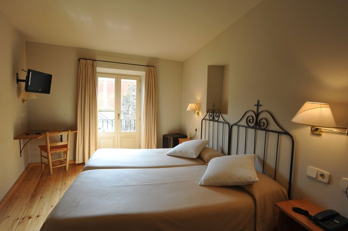Imagen de la habitación del Hotel de la Font. Foto 4