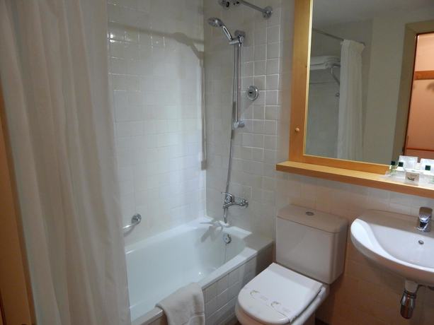 Imagen de la habitación del Hotel de la Font. Foto 6