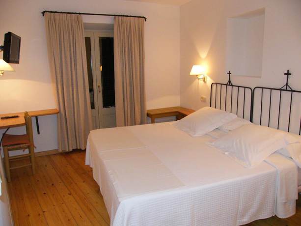 Imagen de la habitación del Hotel de la Font. Foto 10