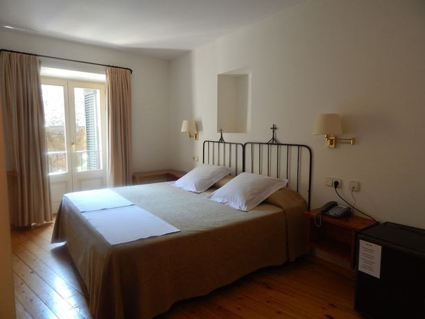 Imagen de la habitación del Hotel de la Font. Foto 11