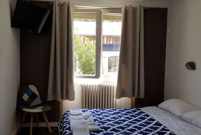Imagen de la habitación del Hotel de la Gare, Modane. Foto 11