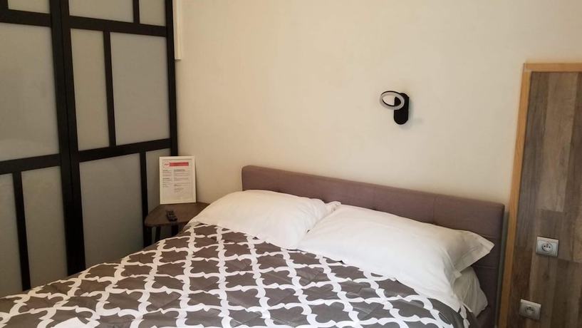 Imagen de la habitación del Hotel de la Gare, Modane. Foto 17
