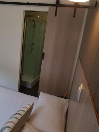 Imagen de la habitación del Hotel de la Gare, Modane. Foto 18