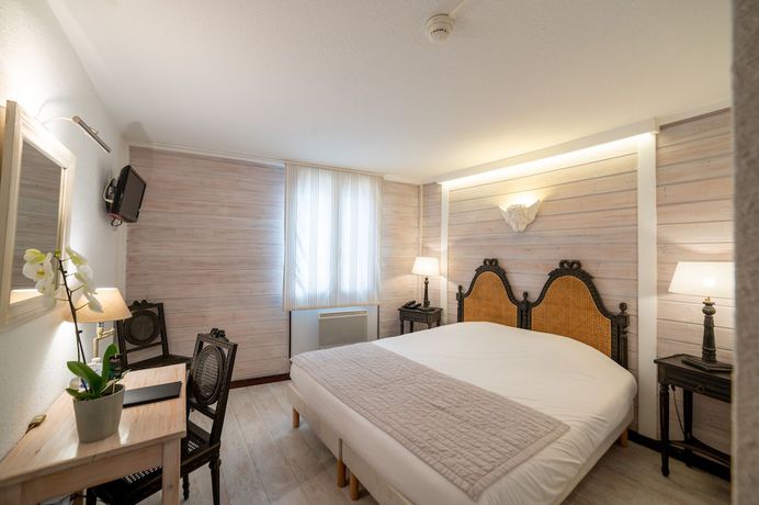Imagen de la habitación del Hotel de la Mairie. Foto 9