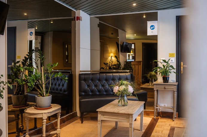 Imagen de los interiores del Hotel de la Mairie. Foto 20
