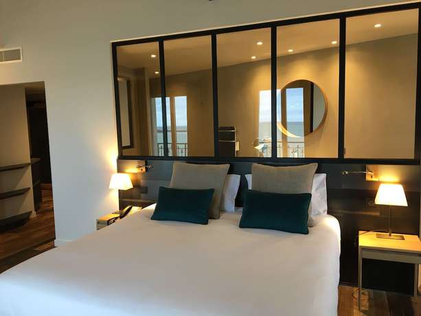 Imagen de la habitación del Hotel de la Plage, Saint Jean de Luz . Foto 9
