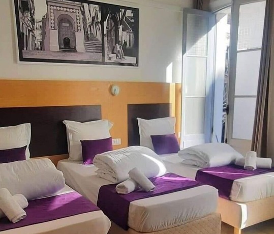 Imagen de la habitación del Hotel de la Poste, Argel. Foto 15
