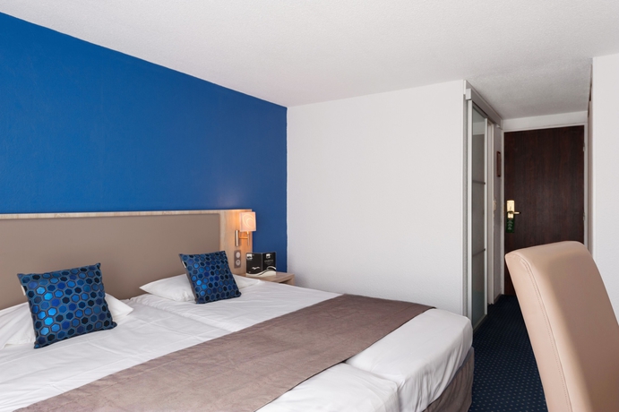 Imagen de la habitación del Hotel de l&rsquo;Oc&eacute;an Concarneau. Foto 16