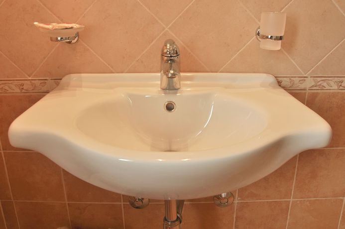 Imagen de la habitación del Hotel dei Pini, FIUGGI. Foto 5