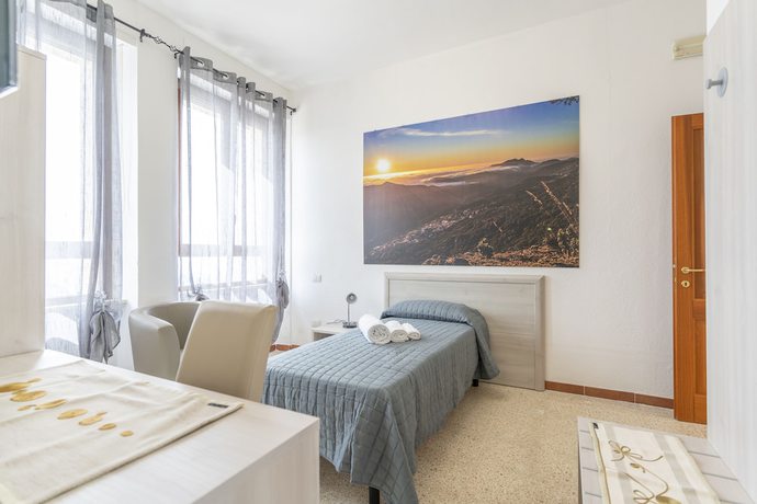 Imagen de la habitación del Hotel dei Tacchi. Foto 9