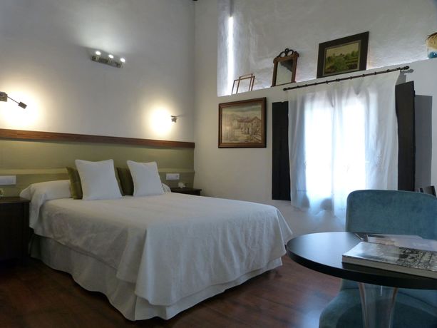 Imagen de la habitación del Hotel del Arbol. Foto 12