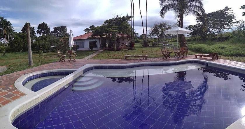 Imagen de la piscina del Hotel del Campo, Quimbaya. Foto 19