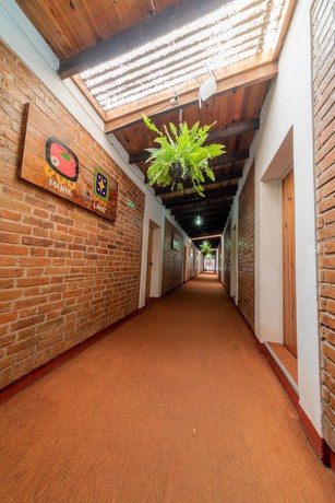 Imagen de los interiores del Hotel del Campo, Zona 4. Foto 16