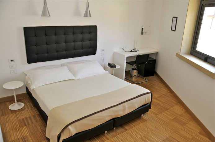 Imagen de la habitación del Hotel del Conte. Foto 6