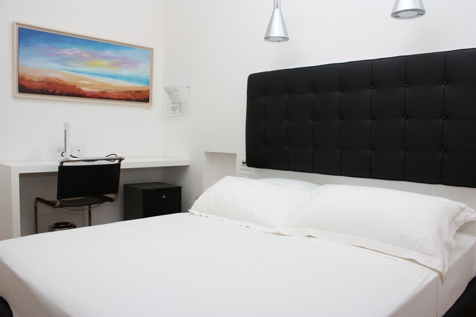 Imagen de la habitación del Hotel del Conte. Foto 13