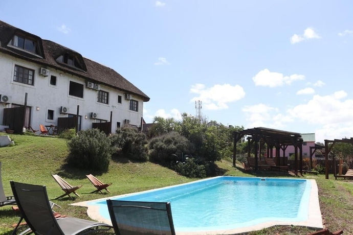 Imagen de la piscina del Hotel del Diablo. Foto 18