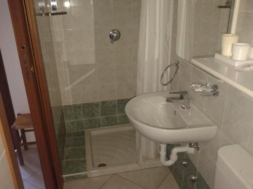 Imagen de la habitación del Hotel del Falco, Livo. Foto 6