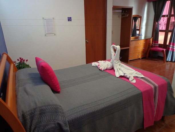 Imagen de la habitación del Hotel del Marquesado. Foto 11