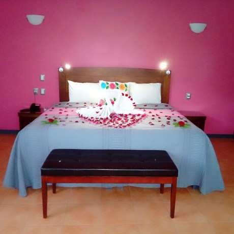 Imagen de la habitación del Hotel del Marquesado. Foto 16