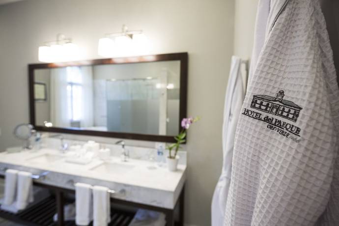 Imagen de la habitación del Hotel del Parque. Foto 13