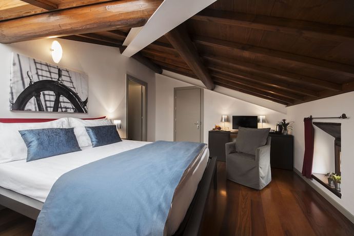 Imagen de la habitación del Hotel del Porto, Torri Del Benaco. Foto 14