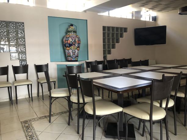 Imagen del bar/restaurante del Hotel del Rey, Tlaxcala. Foto 3