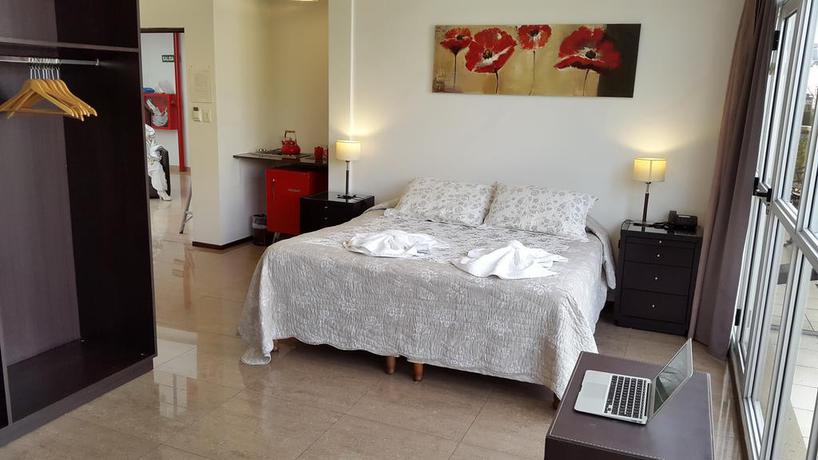Imagen de la habitación del Hotel del Sol, La Plata. Foto 3