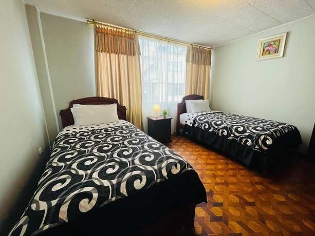 Imagen de la habitación del Hotel del mall. Foto 13