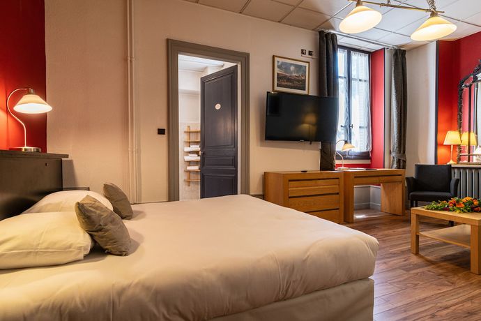 Imagen de la habitación del Hotel des Bains, AIX LES BAINS. Foto 10