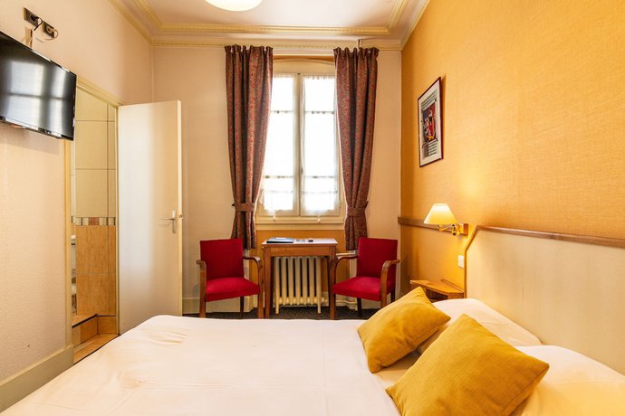Imagen de la habitación del Hotel des Bains, AIX LES BAINS. Foto 14