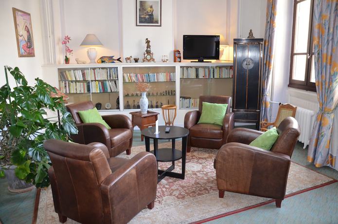 Imagen de los interiores del Hotel des Bains, AIX LES BAINS. Foto 20