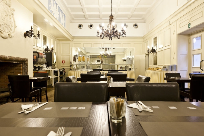 Imagen del bar/restaurante del Hotel des Colonies Brussels by Mercure. Foto 2