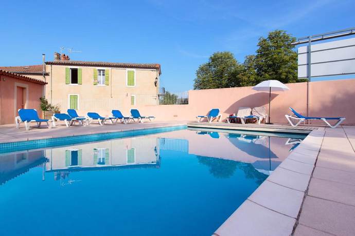Imagen de la piscina del Hotel des Colonnes. Foto 20