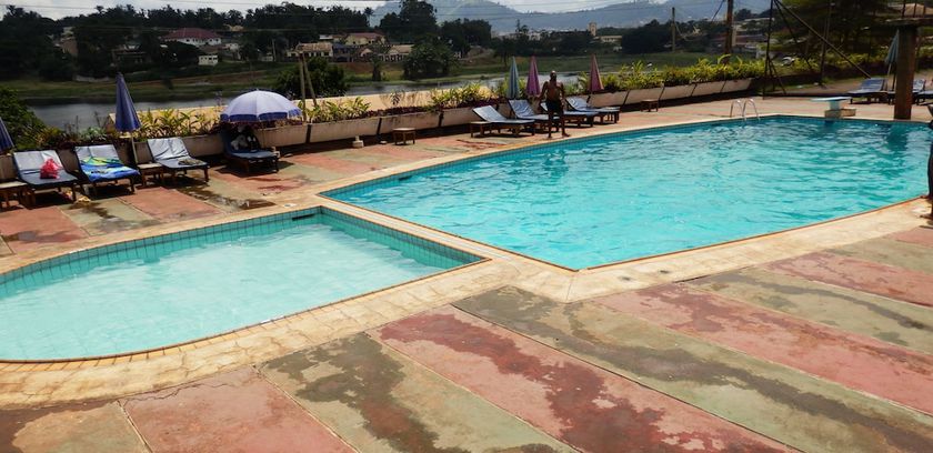 Imagen de la piscina del Hotel des Deputes. Foto 9