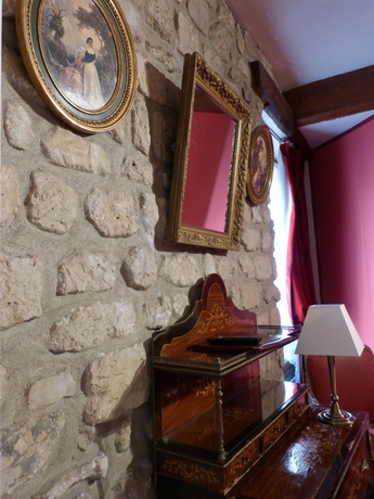 Imagen de la habitación del Hotel des Orf&egrave;vres. Foto 9