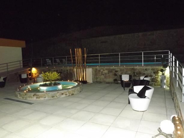 Imagen de los exteriores del Hotel do Vale. Foto 9