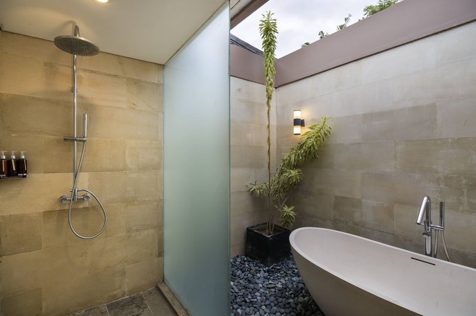 Imagen de la habitación del Hotel d’Nusa Beach Club and Resort. Foto 8