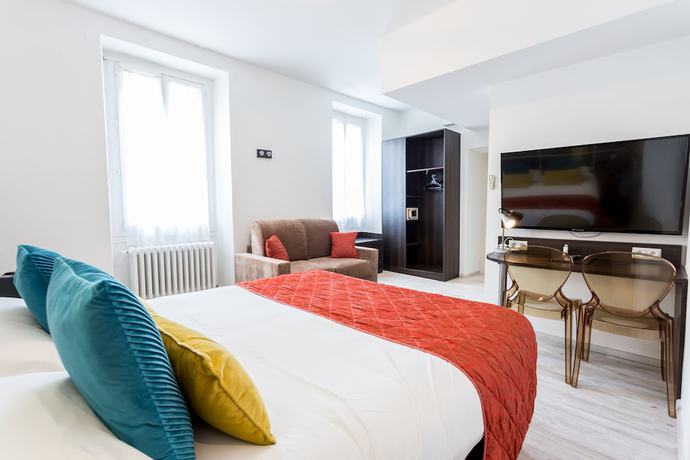 Imagen de la habitación del Hotel du Centre, Gramat. Foto 2